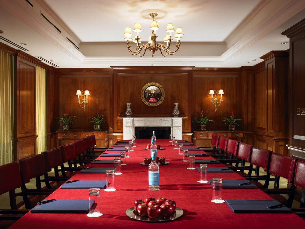 Hotel Jw Marriott Grosvenor House Londra Esterno foto The boardroom at the London Stock Exchange