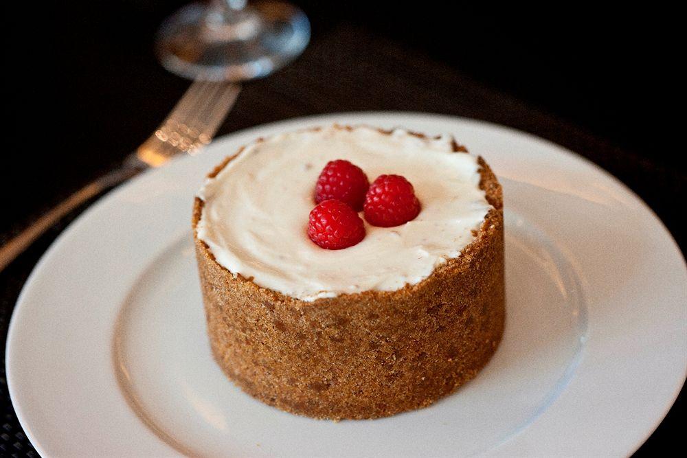 Hotel Jw Marriott Grosvenor House Londra Esterno foto Cheesecake