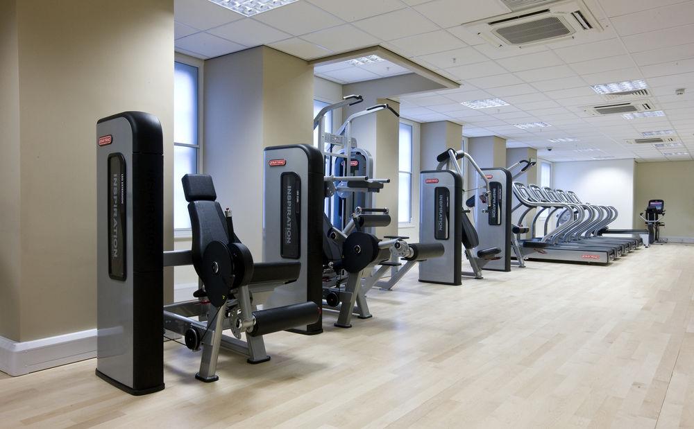 Hotel Jw Marriott Grosvenor House Londra Esterno foto The gym at the London Scottish Club